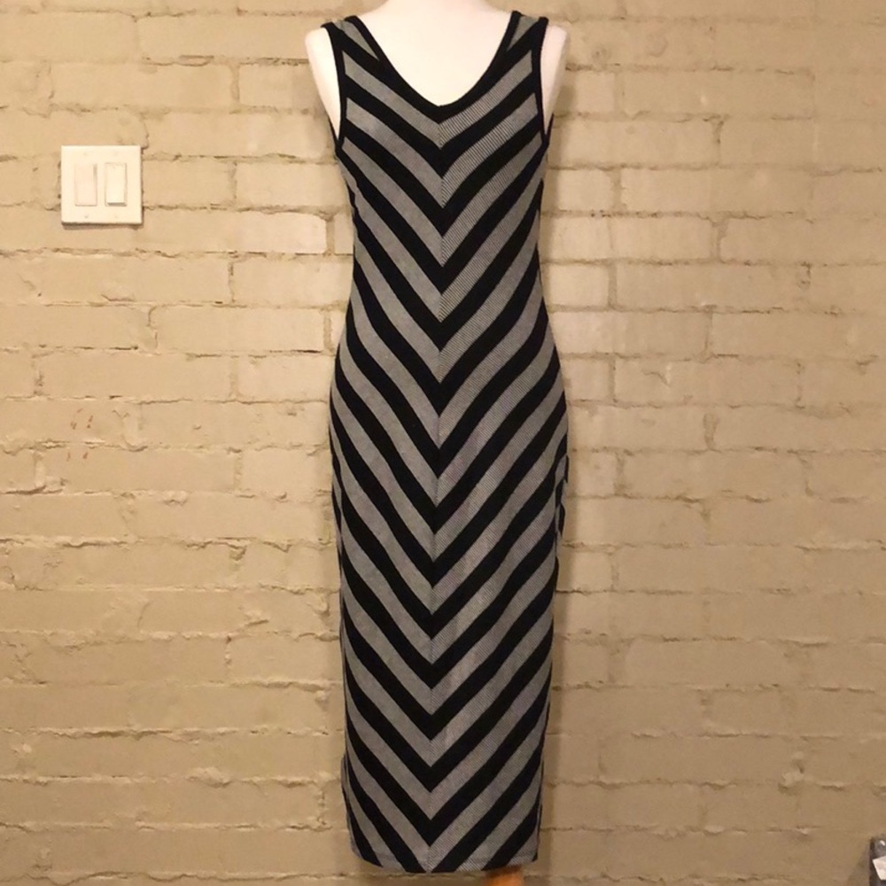 Mossimo Supply Co. Black and Grey Chevron Dress: S